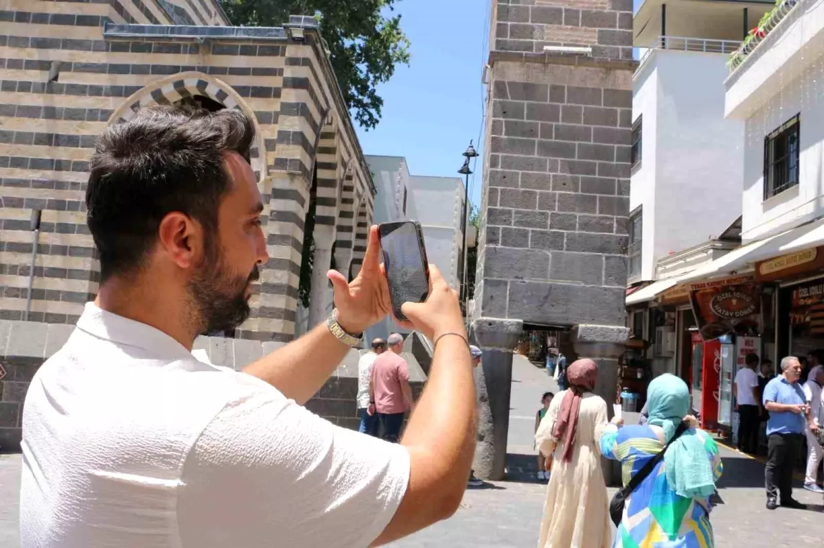 Diyarbakır\'ı Tanıtan Sosyal Medya Kralı