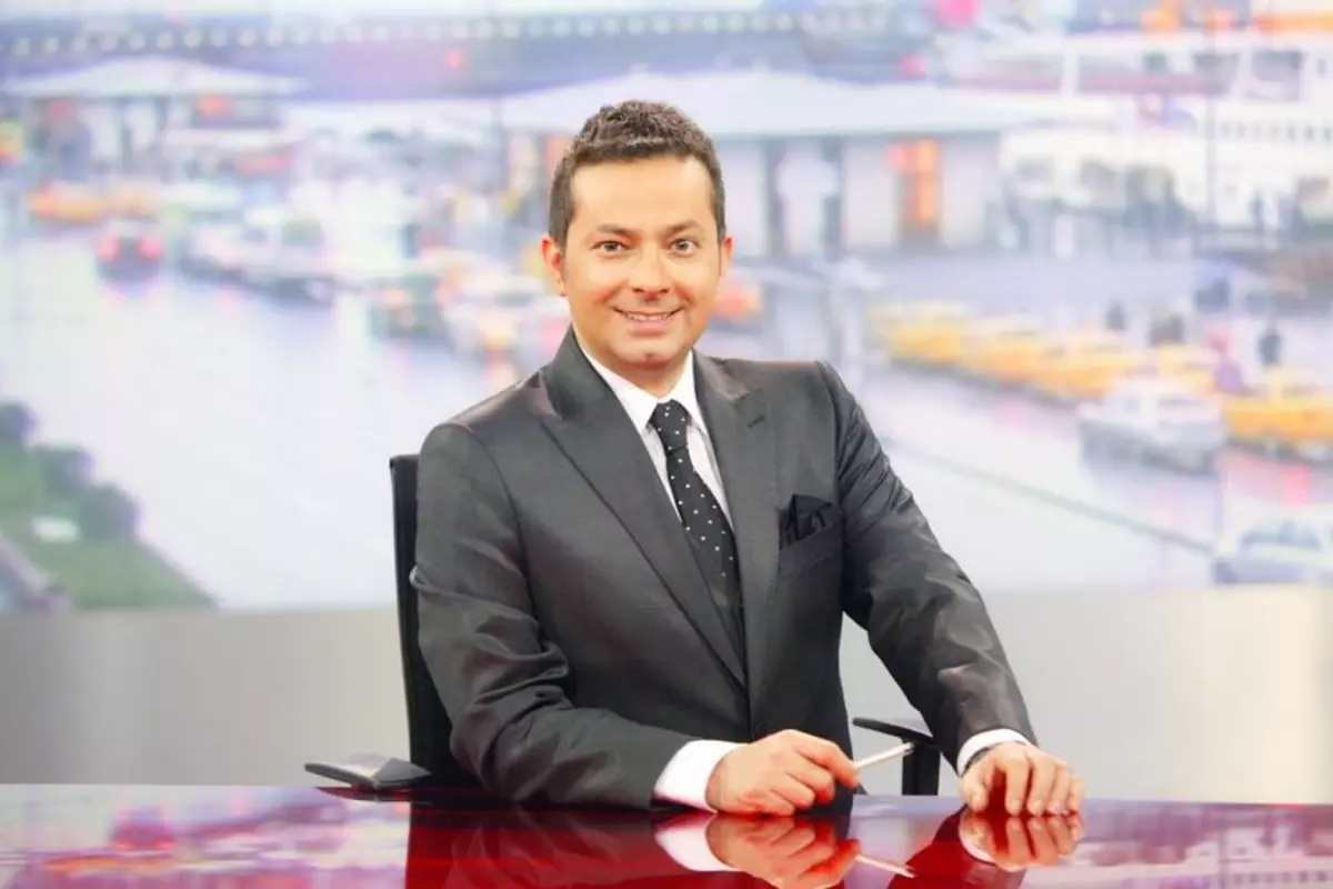 Gazeteci İrfan Değirmenci Kadıköy\'de gözaltına alındı