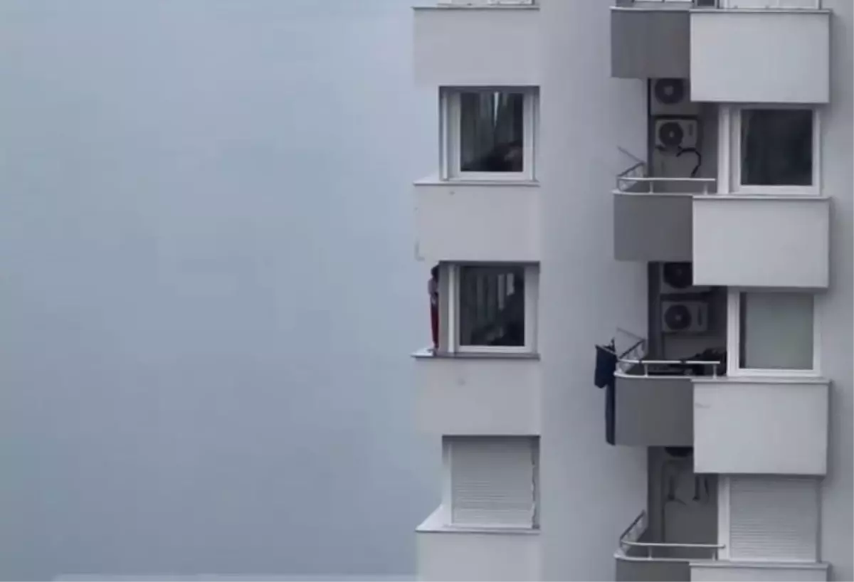 Görüntü Türkiye\'den! İzleyenler \'\'Yüreğim ağzıma geldi\'\' demekten kendini alamadı