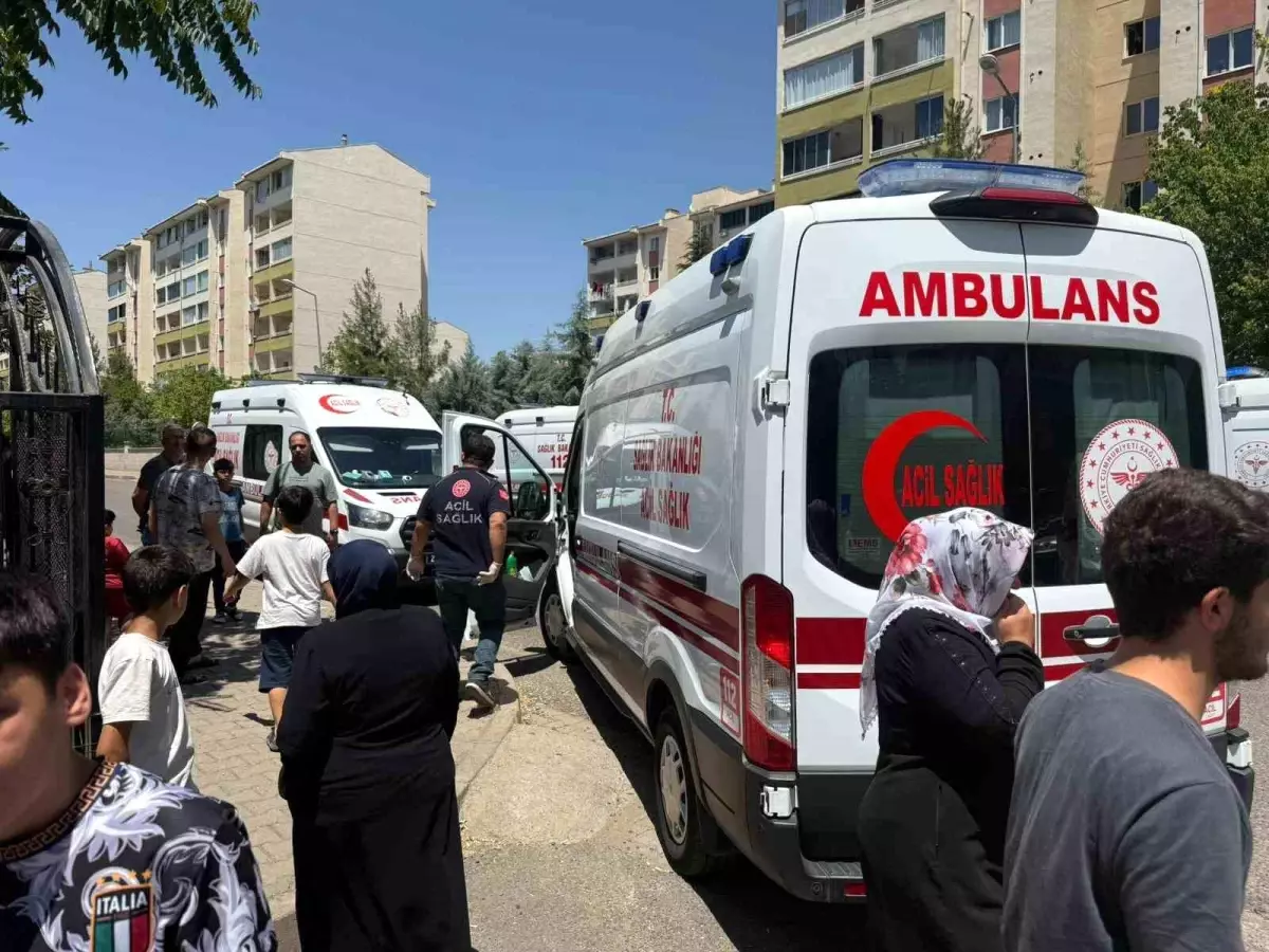 Diyarbakır\'da Klima Yangını: 4 Kişi Etkilendi