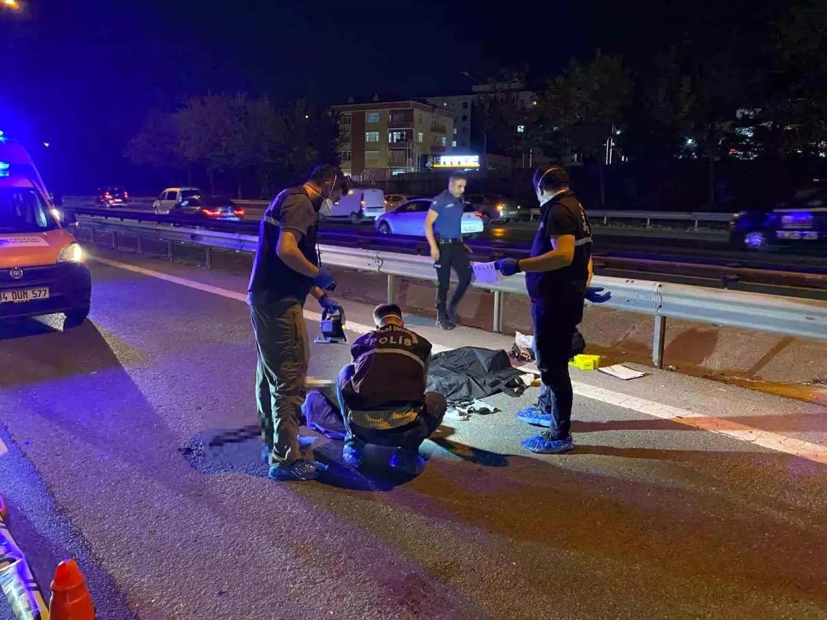 Sultanbeyli\'de Otoyolda Kaza: Bir Ölü