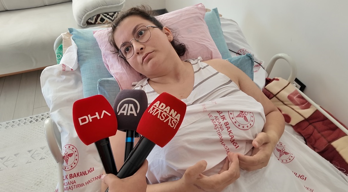 Adana\'da Eşini Balkonundan Attı!