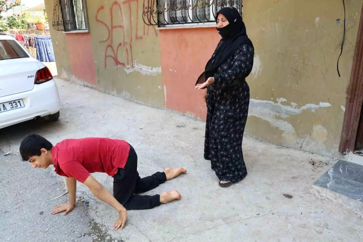 Engelli Çocuğun Tekerlekli Sandalyesi Çalındı