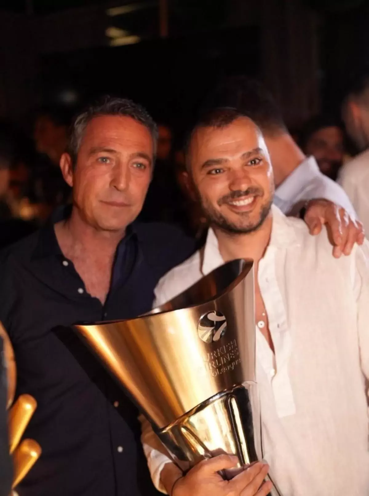 Fenerbahçe Beko\'nun Tarihi Şampiyonluğu, Barrel\'da Kutlandı