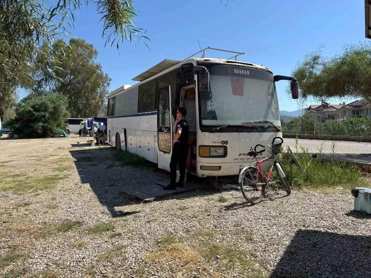 Fethiye\'de Turizm Şoförü Ölü Bulundu
