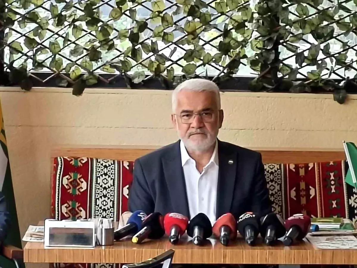 Yapıcıoğlu\'ndan Anayasa ve Asgari Ücret Çağrısı