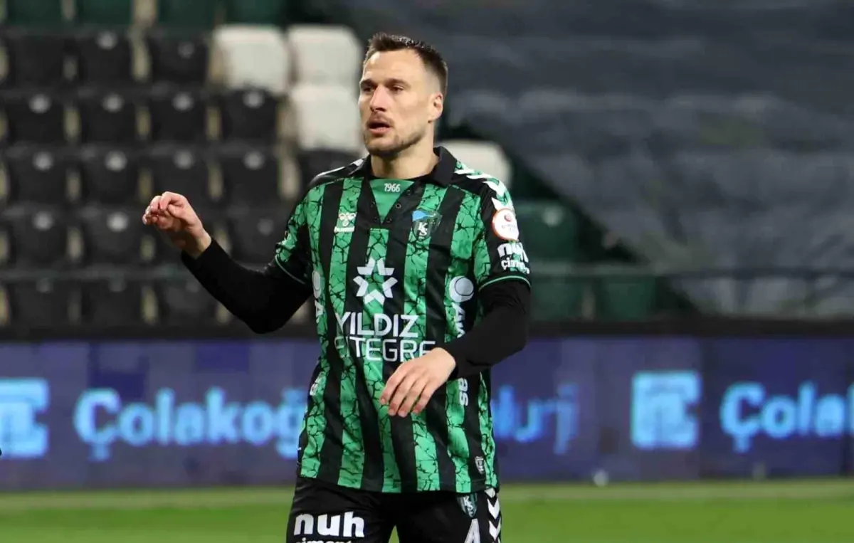 Kocaelispor\'da Vukovic dönemi sona erdi