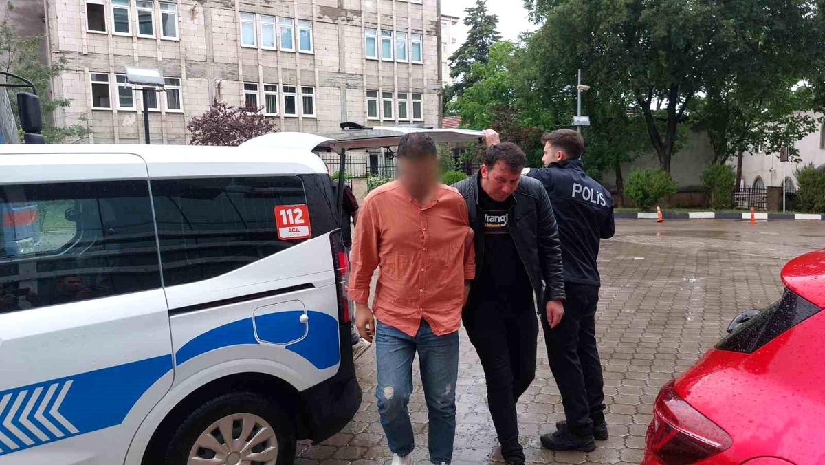 Kültür Yolu Festivali\'nde Bıçaklı Kavga: 1 Yaralı, 1 Tutuklu