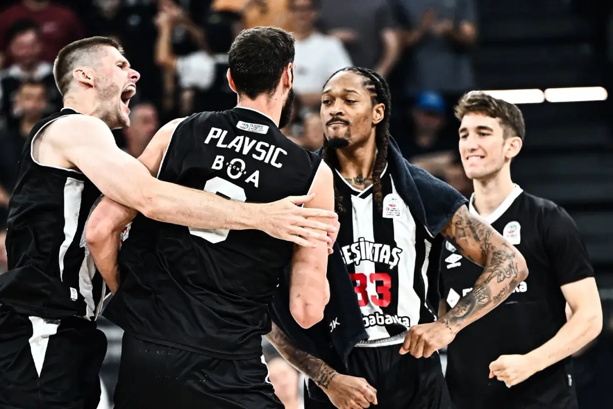 Ligde final oynayan Beşiktaş Fibabanka\'da 6 ayrılık birden