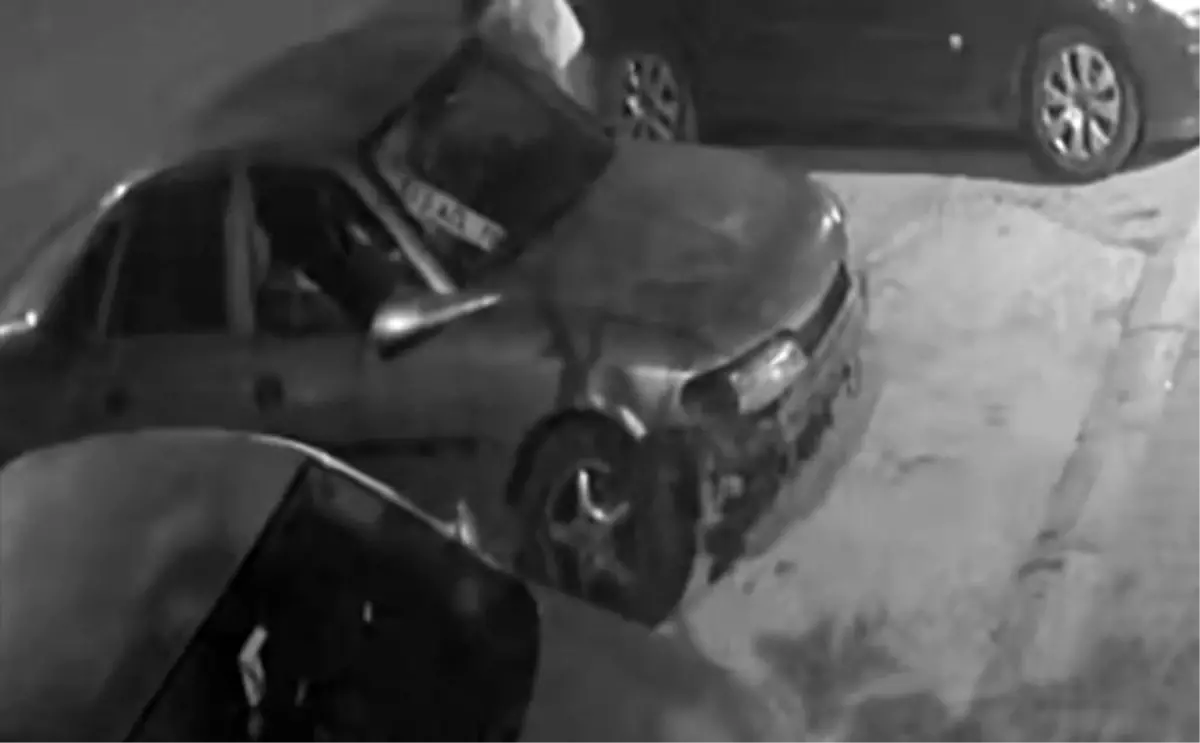 İşte otomobilin içinde can veren 4 gencin son anları