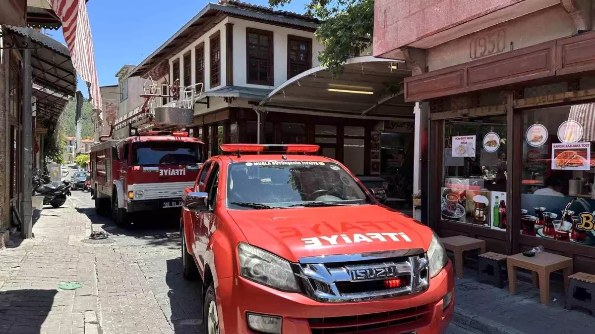 Menteşe\'de Bacada Yangın Paniği