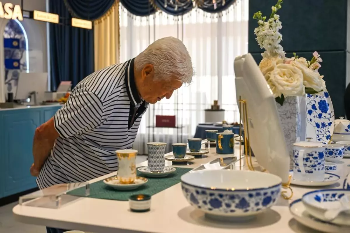 Güven, İznik Seramiklerini Geleceğe Taşıyor
