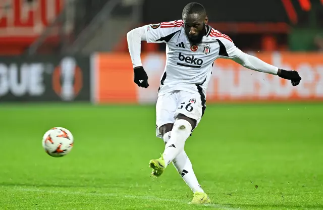 Süper Lig devlerine müjde! Bu yıldızlar an itibariyle bedava