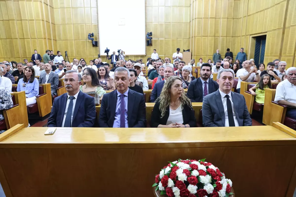 DEM Parti Eş Genel Başkanı Bakırhan: \'Erdoğan ile yapacağımız görüşme umut verici olacak\'