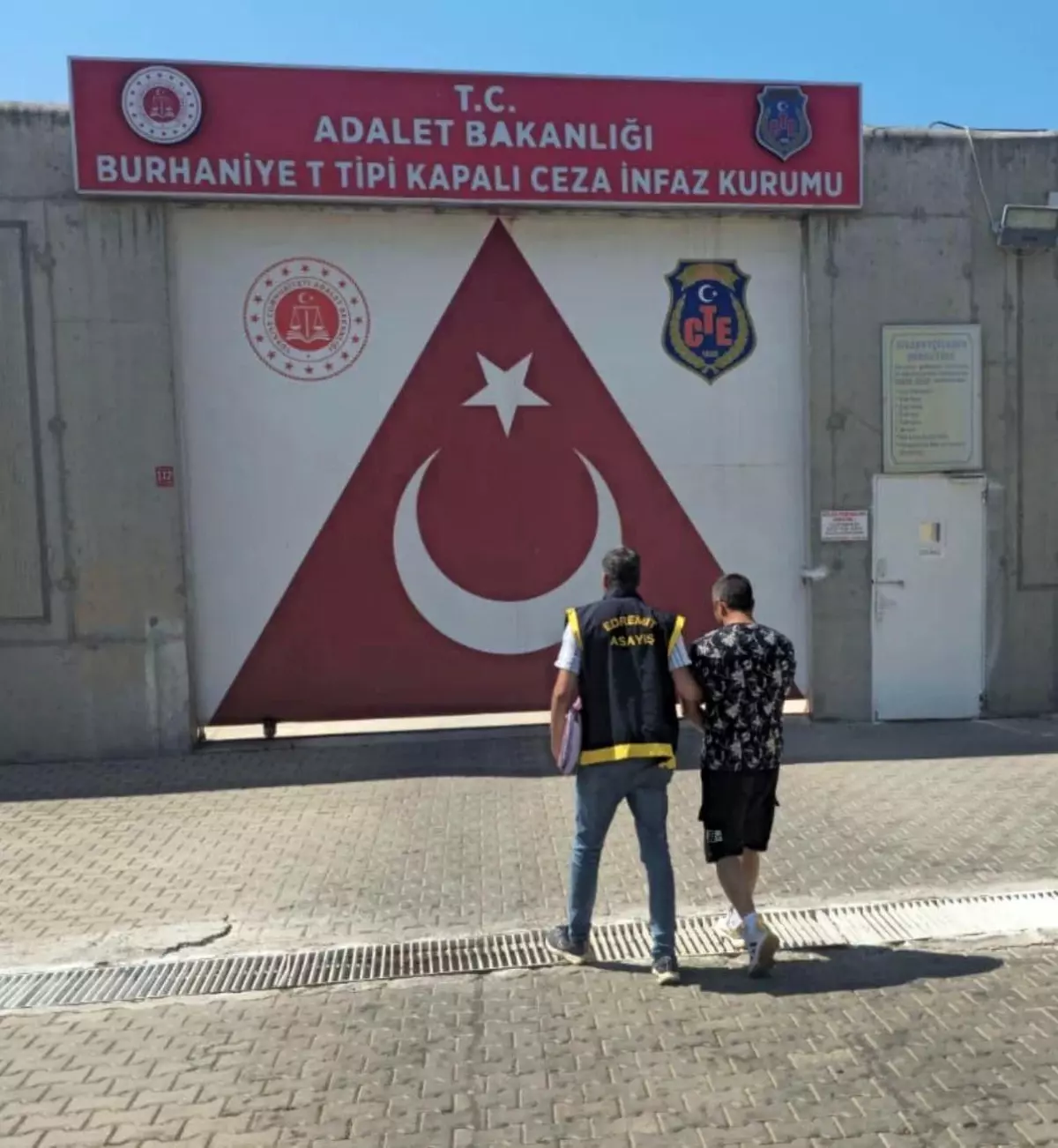 Balıkesir\'de Tutuklama Operasyonu