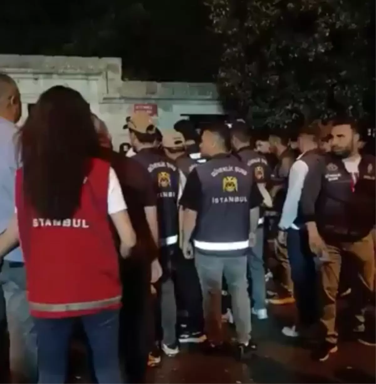 CHP\'nin Saraçhane mitinginde 1 kişi bıçaklandı
