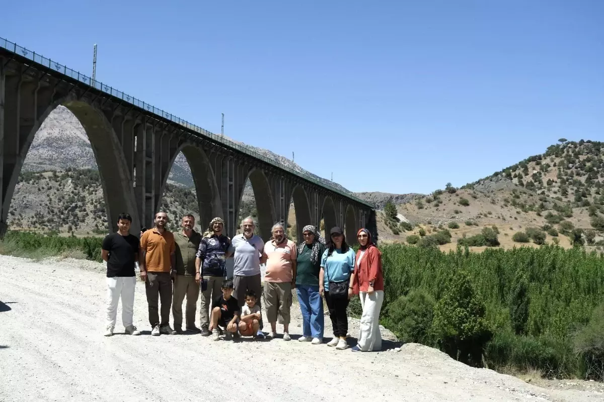 Gölbaşı\'nda Doğa Kampı ve Fotoğraf Çekimi
