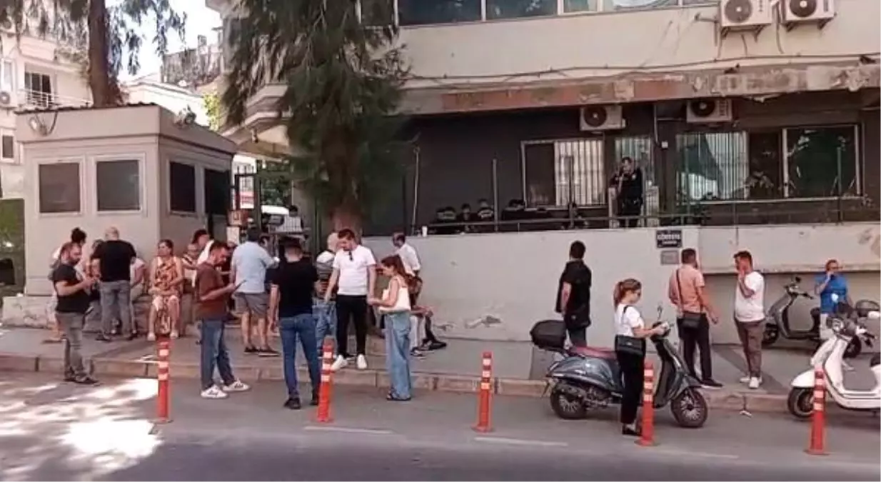 İzmir\'de Yolsuzluk Operasyonu: Tunç Soyer ve Şenol Aslanoğlu Gözaltında