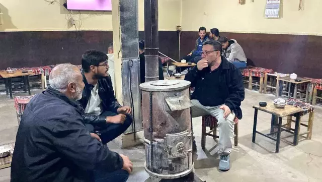 Karlıova'da Kış Geri Geldi, Sobalar Yeniden Yakılmaya Başlandı