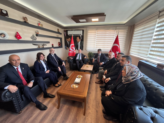 Ümit Özdağ'dan ittifaka yeşil ışık Ümit Özdağ'dan ittifaka yeşil ışık