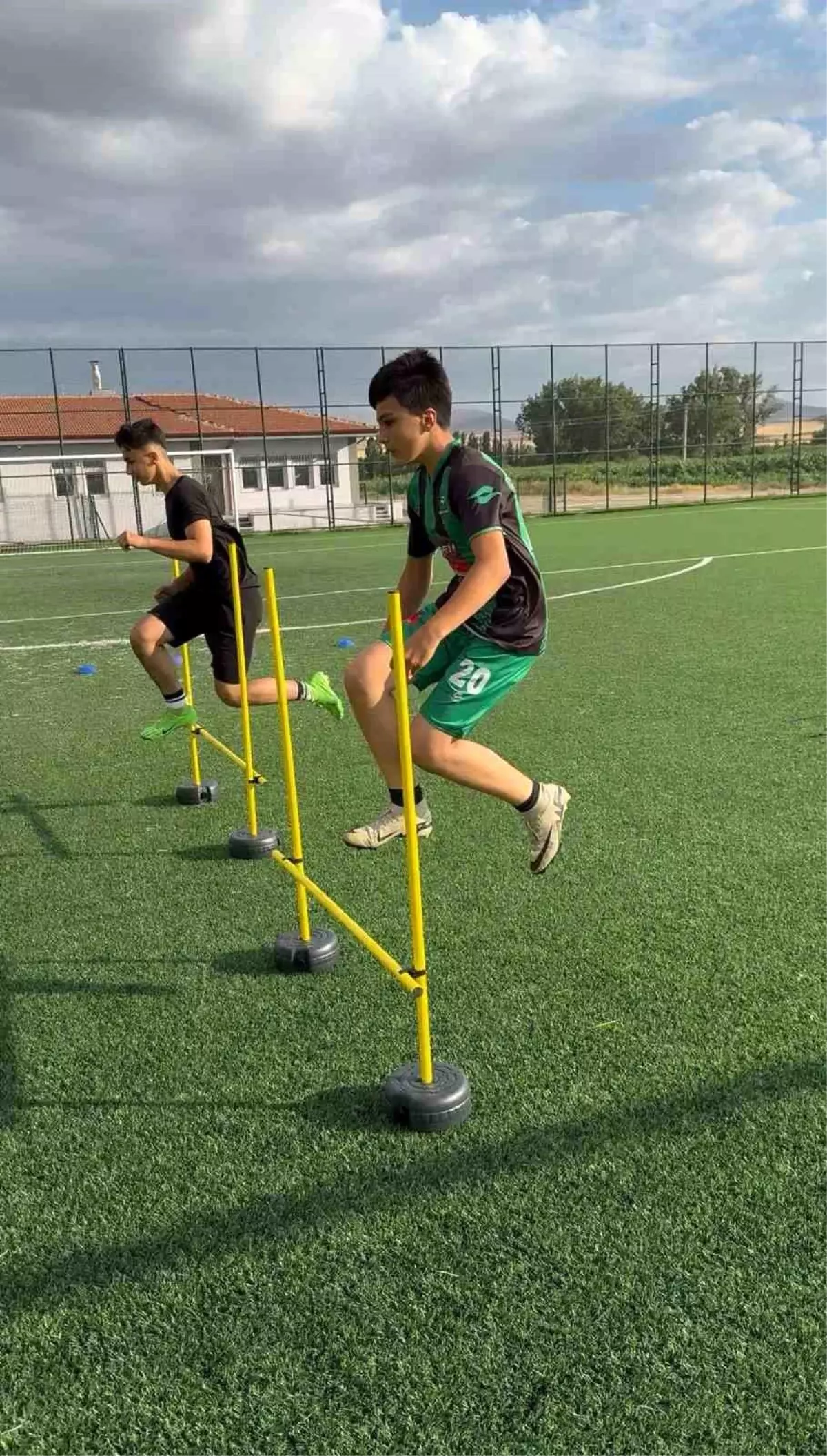 Beylikova'da Yaz Spor Coşkusu: 2025 GSB Yaz Spor Okulları Açıldı!