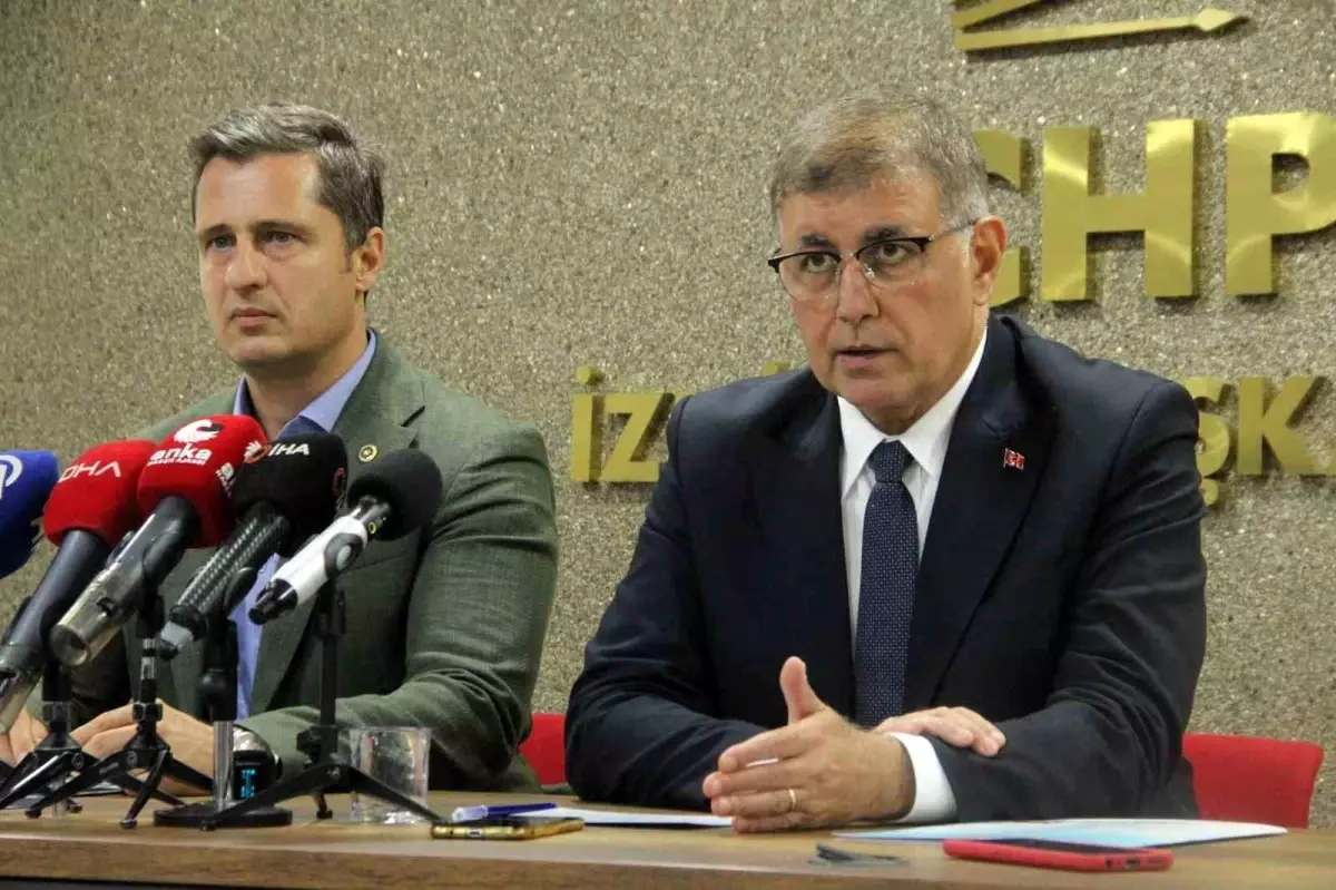 CHP Parti Sözcüsü Yücel ve Başkan Tugay İzmir\'deki gözaltıları değerlendirdi