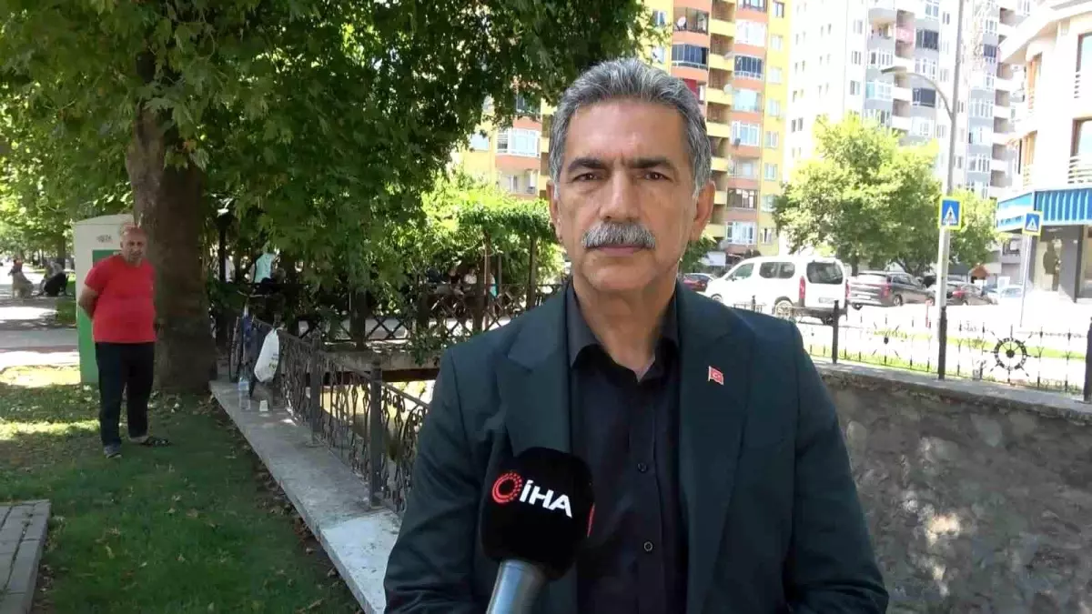 Gemlik Belediye Başkanı Devrende, Riskli Binalara Dikkat Çekti