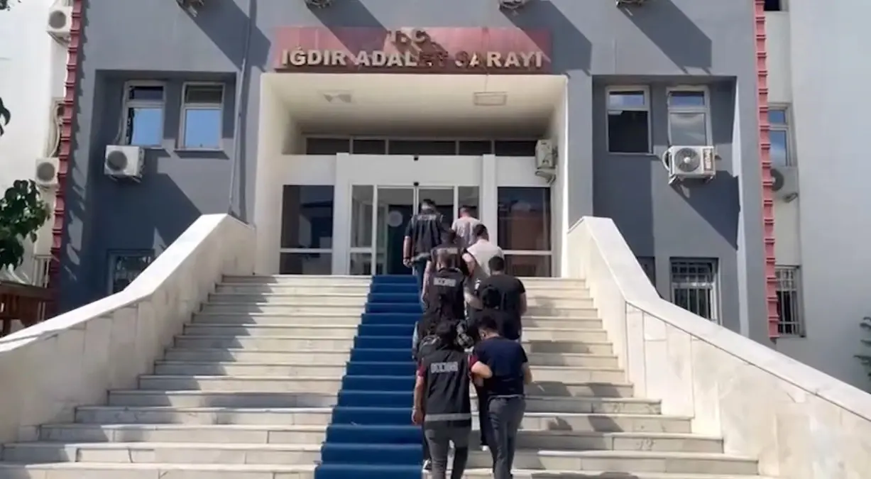 Iğdır\'da Dolandırıcılık Operasyonu