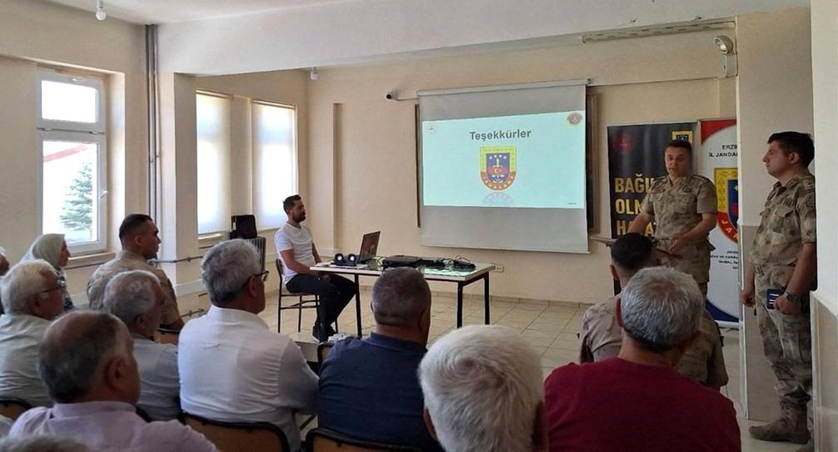 Erzincan Jandarma’dan Bilgilendirme Faaliyeti