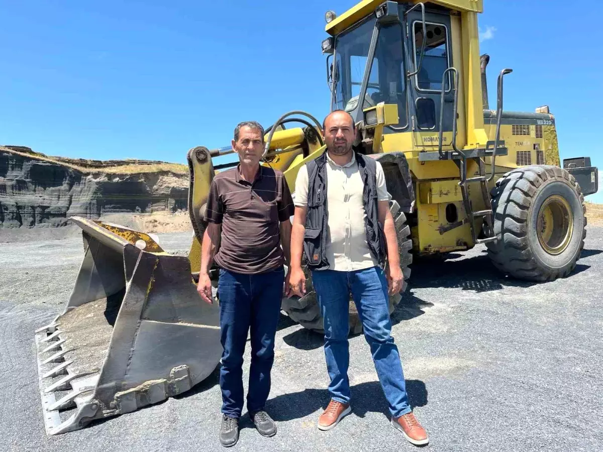 Kayaköprü\'de Yol Çalışmaları İncelendi