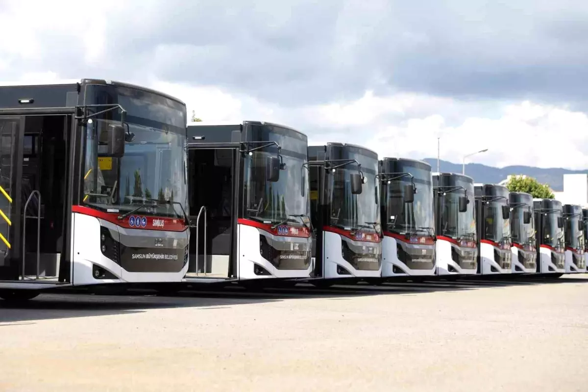 Samsun Büyükşehir Belediyesi, 15 Yeni Otobüsle Ulaşımı Güçlendiriyor