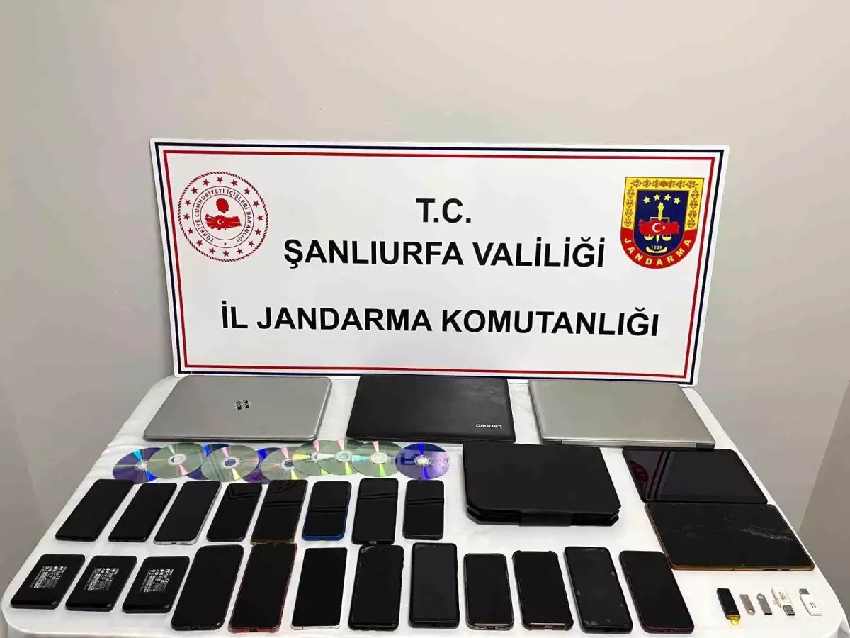 Şanlıurfa\'da Dolandırıcılık Operasyonu: 17 Gözaltı