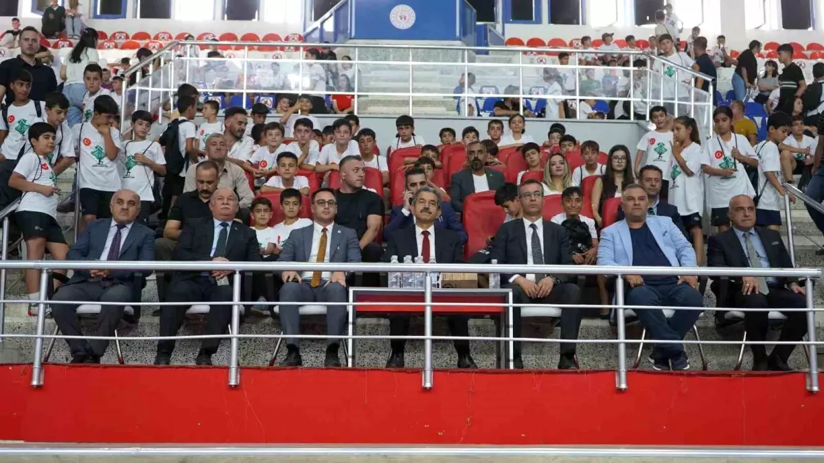 Şırnak\'ta Spor Okulları Açıldı