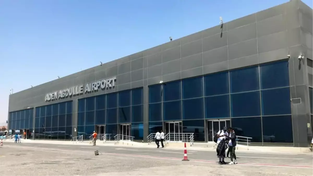 Somali\'de Afrika Birliği Helikopteri Düştü