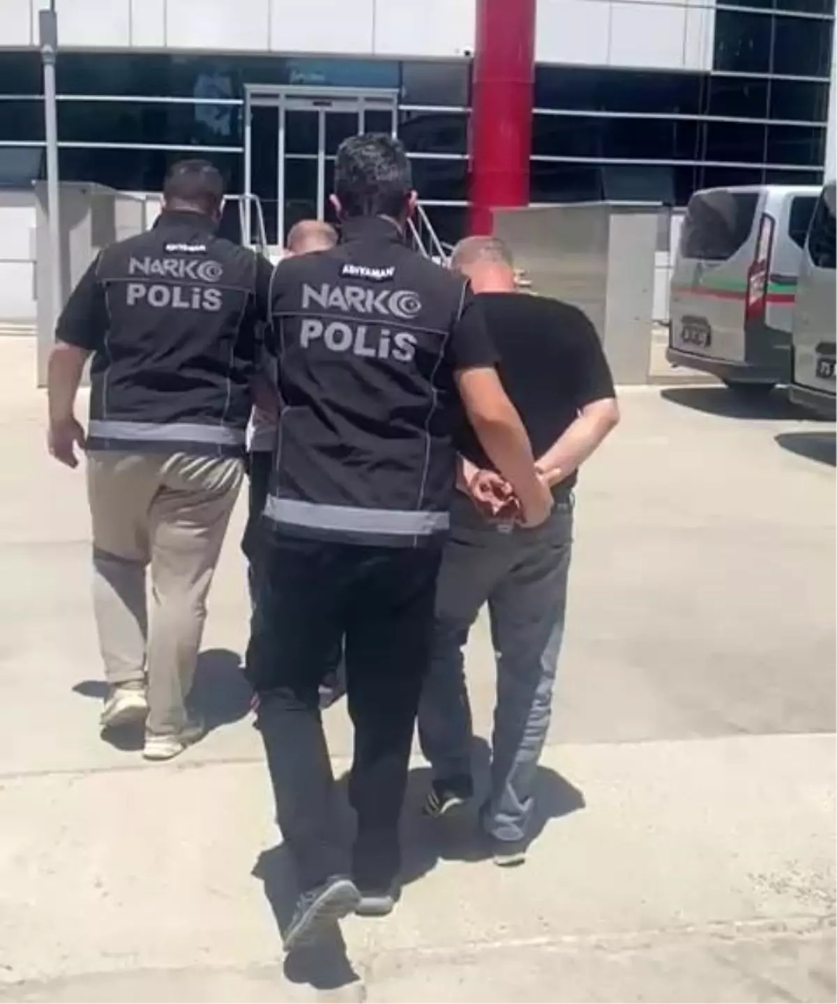 Adıyaman\'da Uyuşturucu Operasyonu: İki Tutuklama