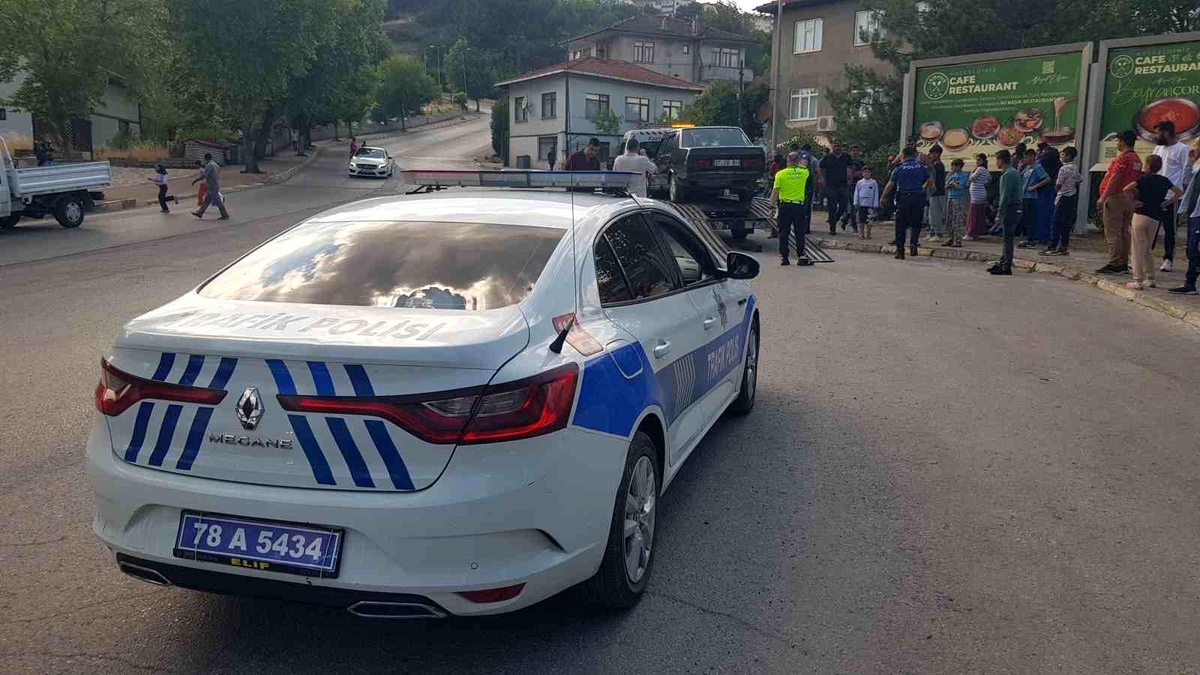 Ehliyetsiz Sürücü Kaçarken Yakalandı