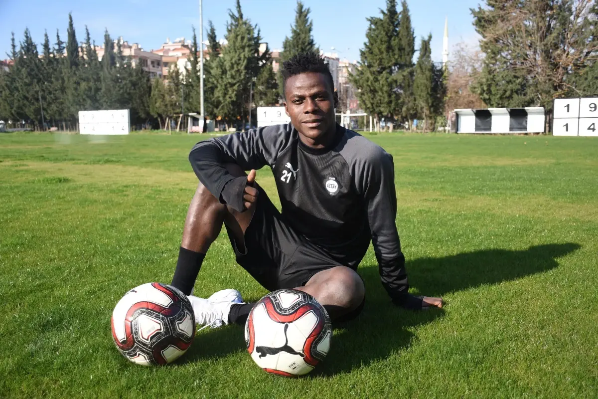 Altay, FIFA cezasını hafifletti