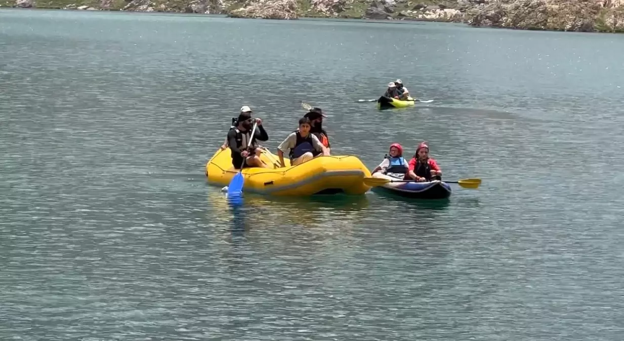 Bakan Ersoy, Hakkari\'de Turizm Potansiyelini İnceledi
