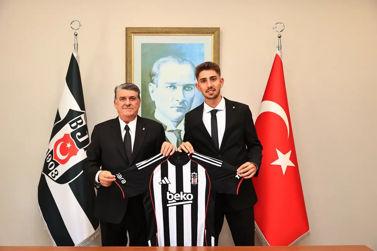 Beşiktaş, Tıknaz ile Sözleşme Uzattı
