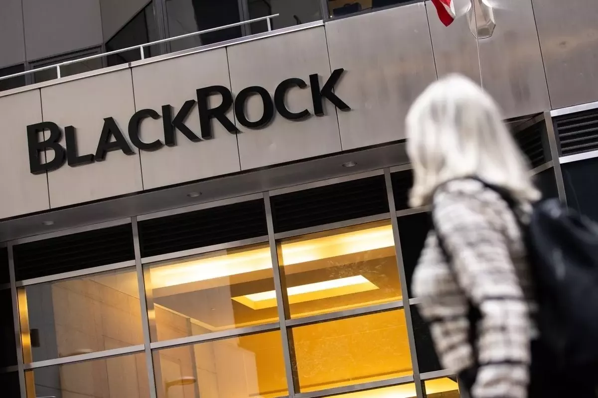 BlackRock Bitcoin ETF\'si S&P 500 fonunu geride bıraktı