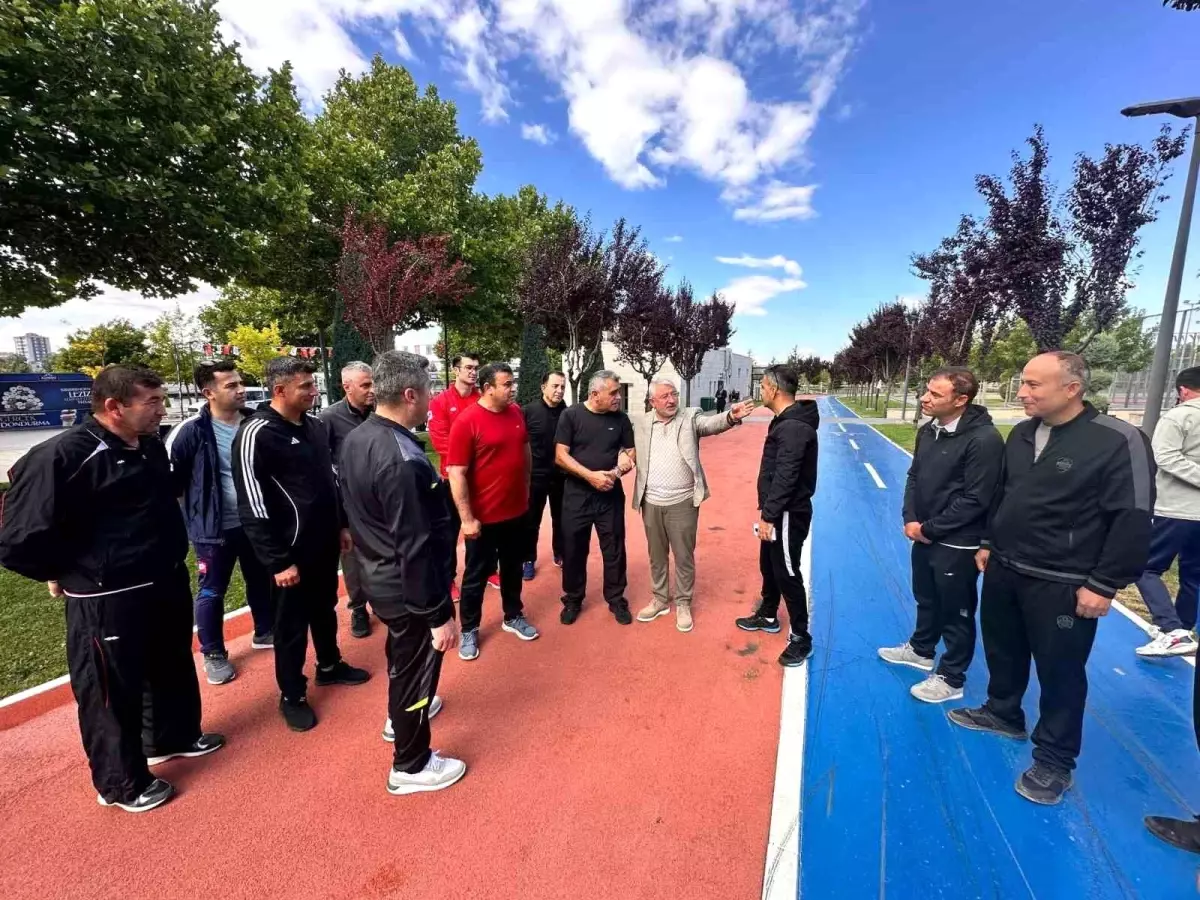 Çorum Belediyesi Zabıta Ekipleri Güne Sporla Başlıyor