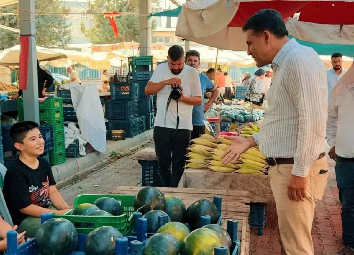 Kozan Belediye Başkanı Atlı, Semt Pazarında Çocuklarla Renkli Diyaloglar Kurdu