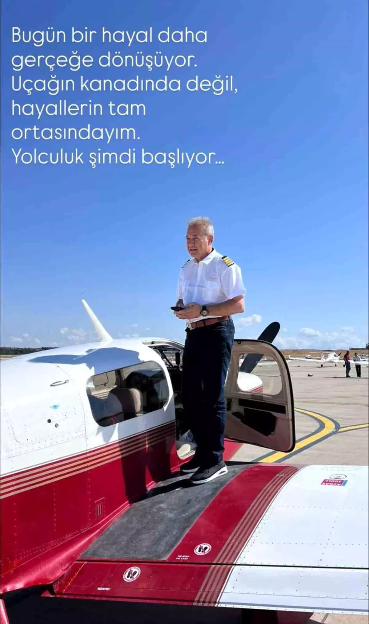 Düşen uçağın pilotunun son fotoğrafı yürekleri yaktı