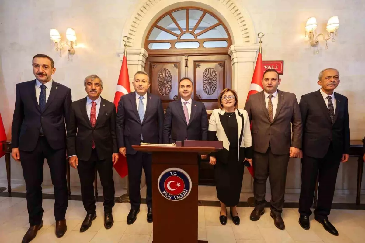 Bakan Kacır Kilis\'te