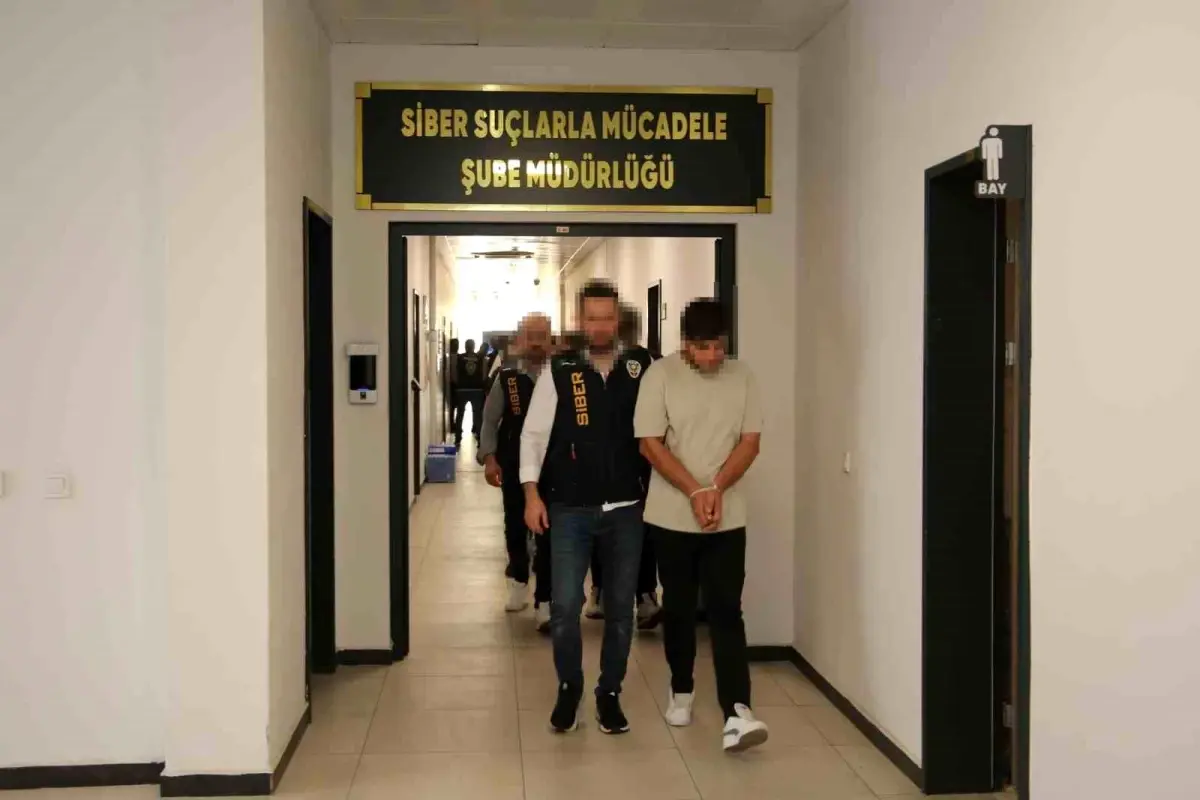Sahte Kripto Operasyonu: 32 Gözaltı