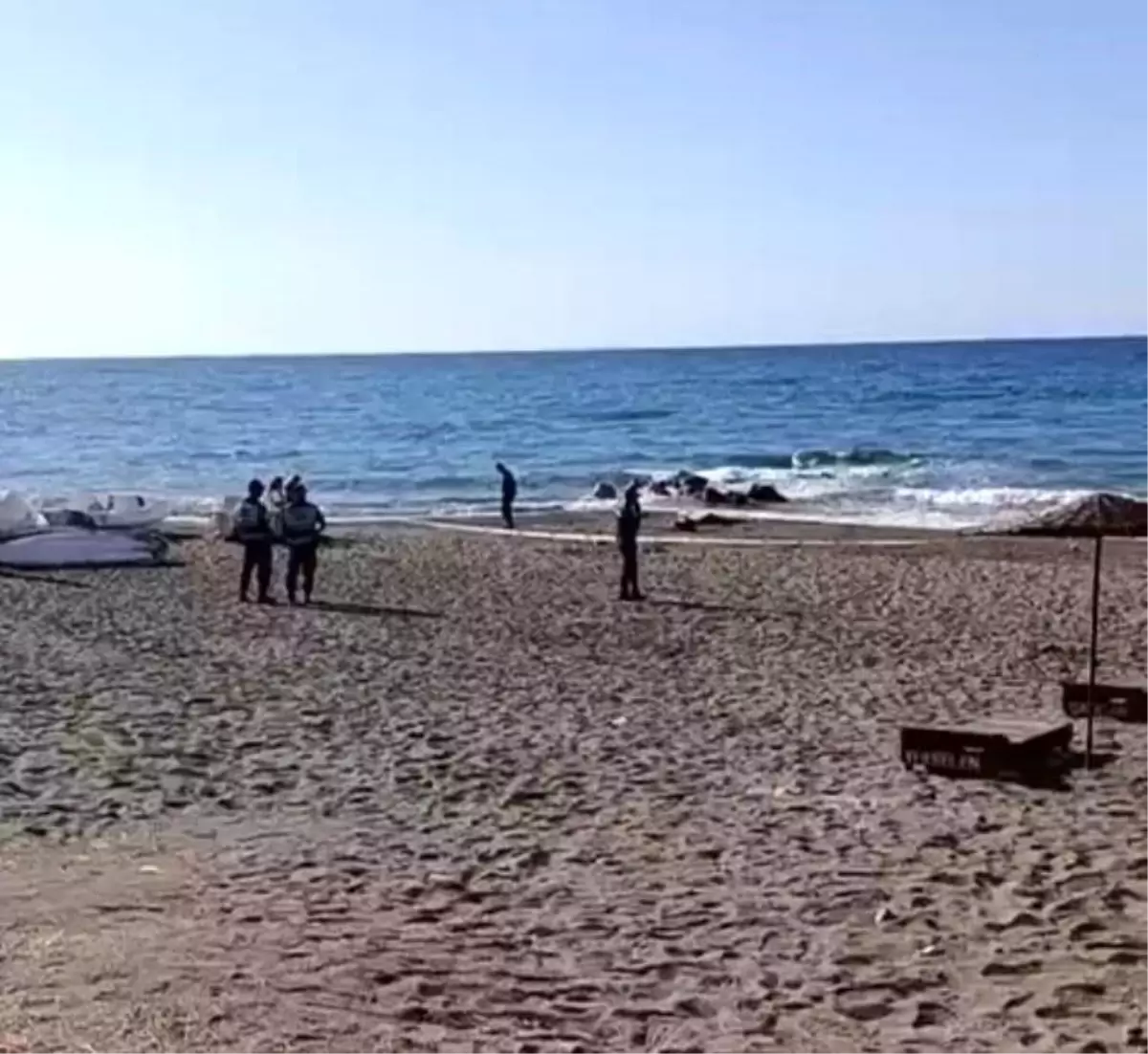 Erdemli\'de Boğulma Olayı: 74 Yaşındaki Adam Hayatını Kaybetti