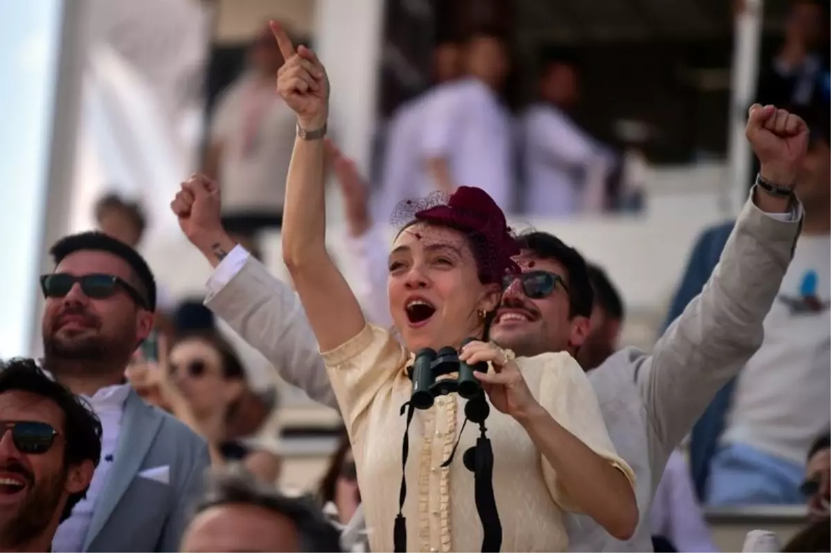 Gazi\'de Zafer Cutha\'nın Türk Atçılığının Derbisinde Muhteşem Fina