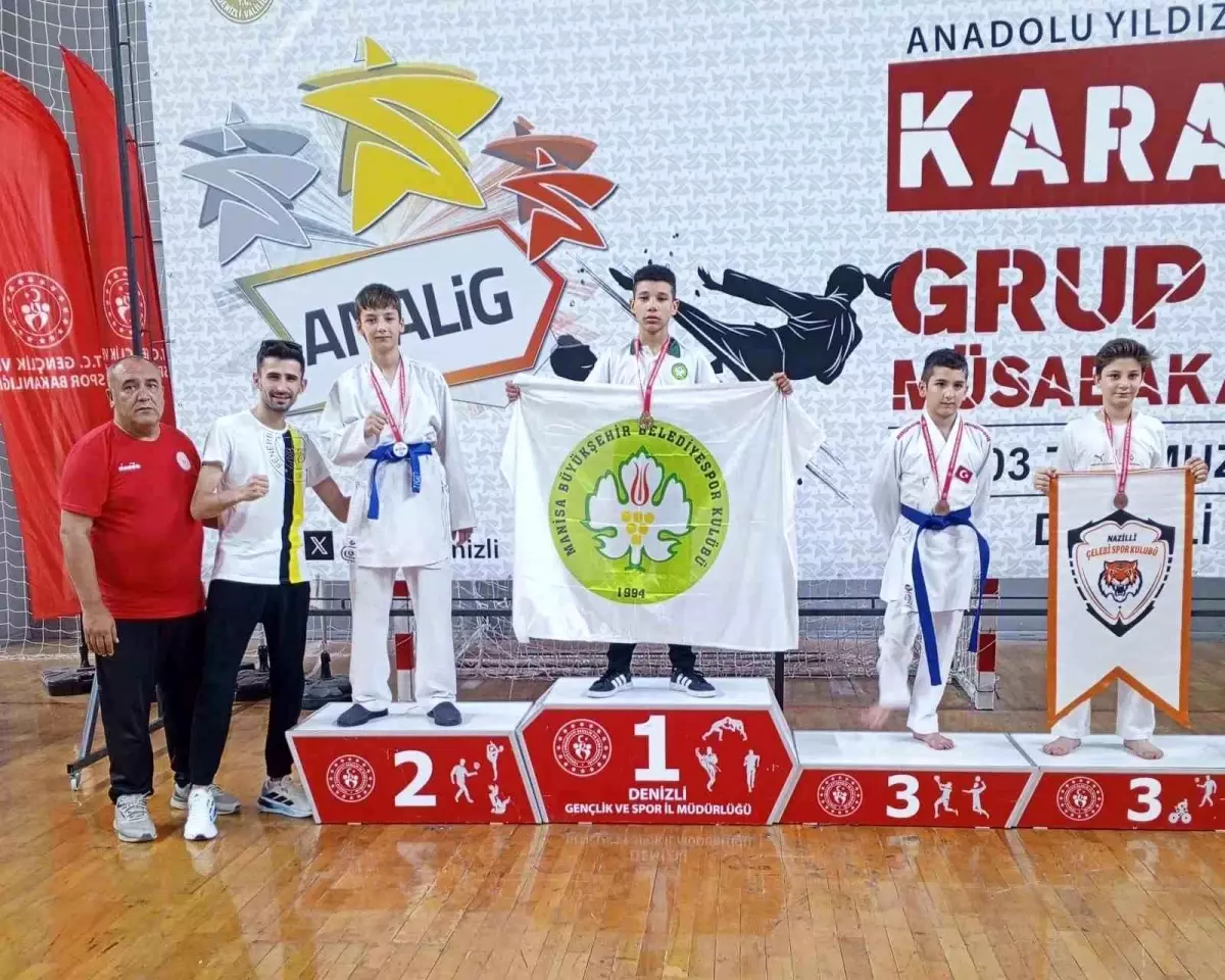 Afyonkarahisar Sporcuları Karate\'de Madalya Kazandı
