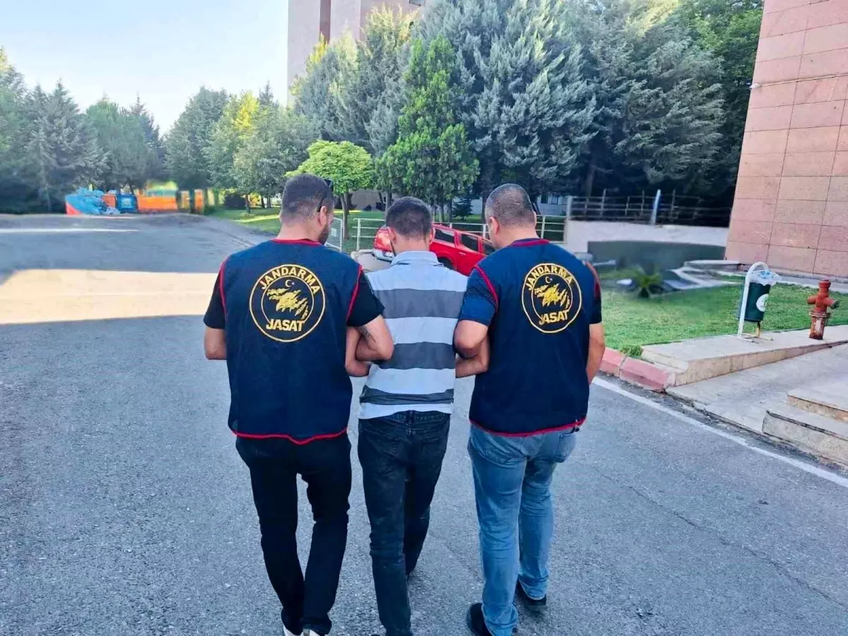 Kesinleşmiş 18 yıl cezayla aranan şahıs yakalandı