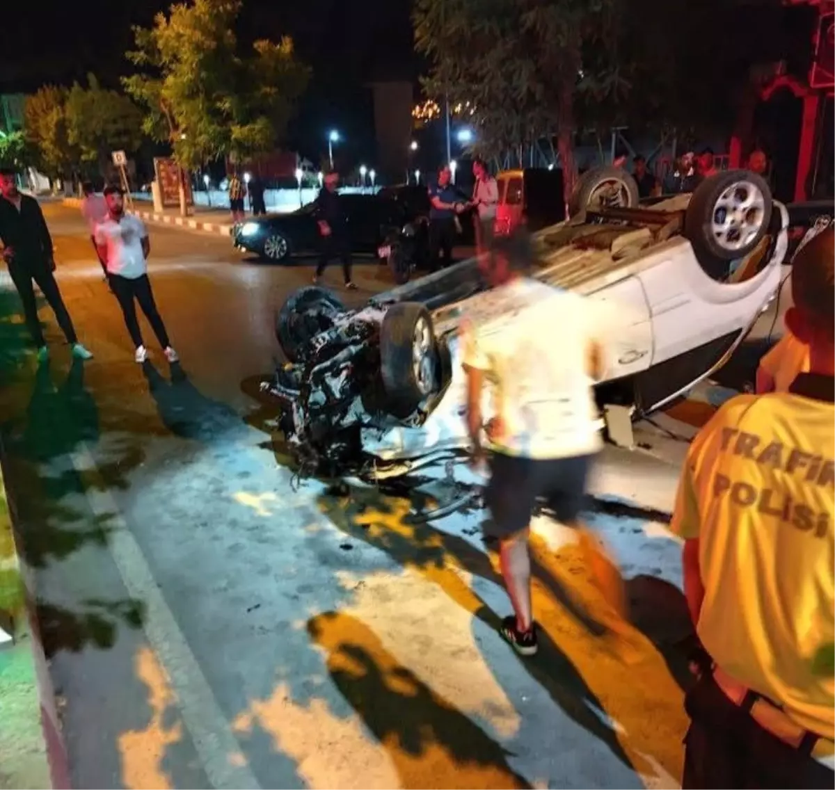 Siirt\'te Trafik Kazası: 5 Yaralı